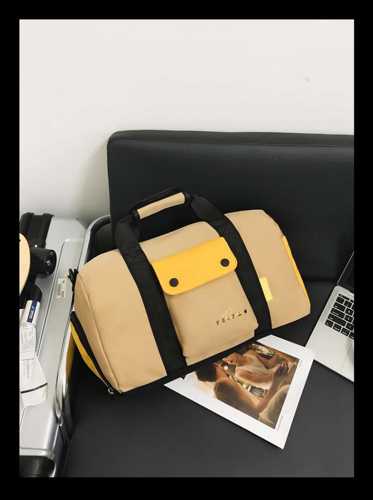 ボストンバッグ スポーティーな多機能ダッフルバッグ 15L 30L