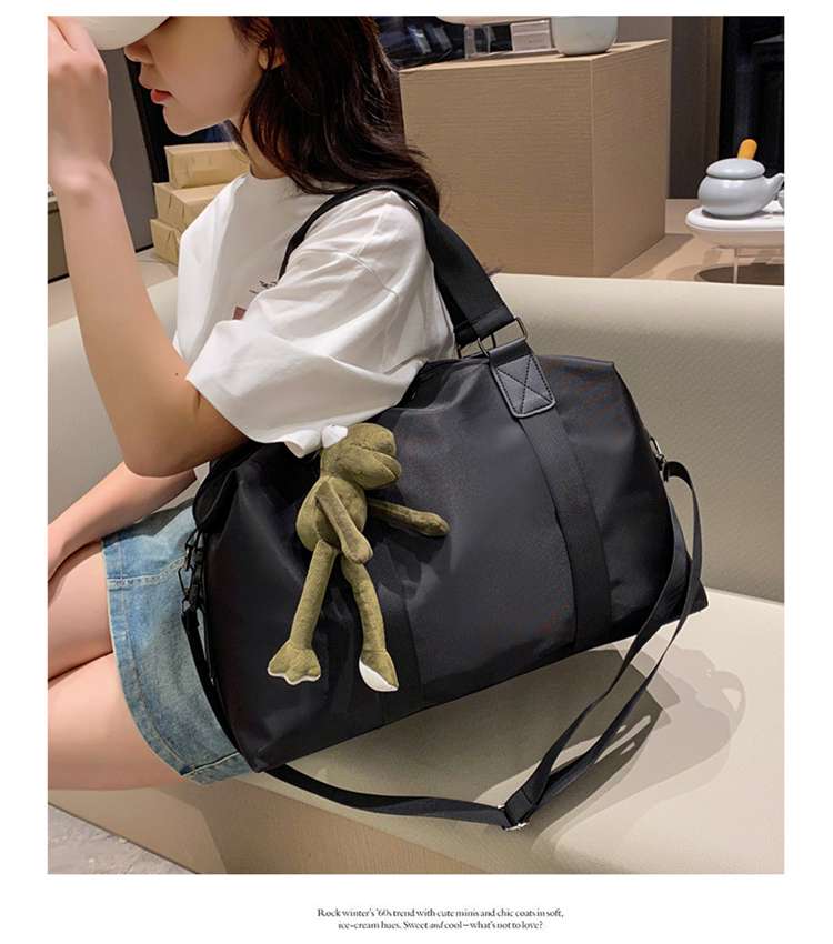 ボストンバッグ ふわもこウサギのお出かけバッグ