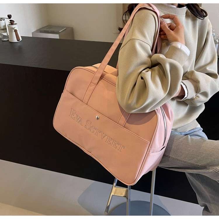 ボストンバッグ シンプルデザイン 20L