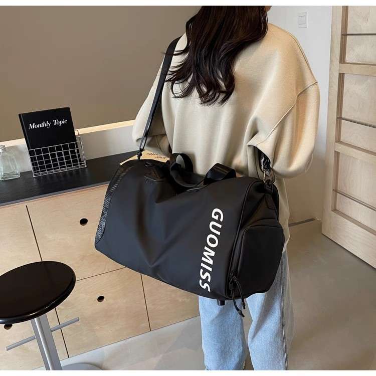 スタイリッシュ スポーツ ボストンバッグ 25L