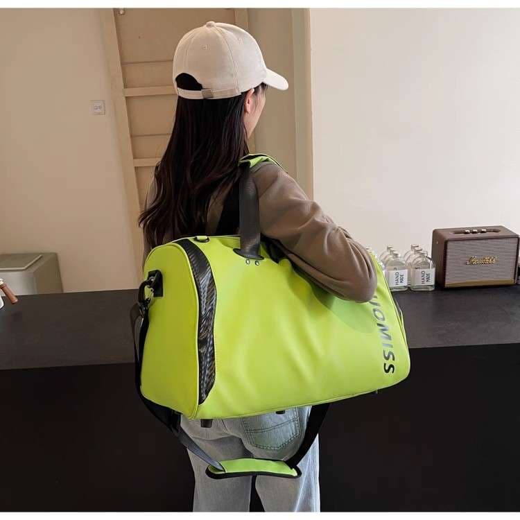 スタイリッシュ スポーツ ボストンバッグ 25L