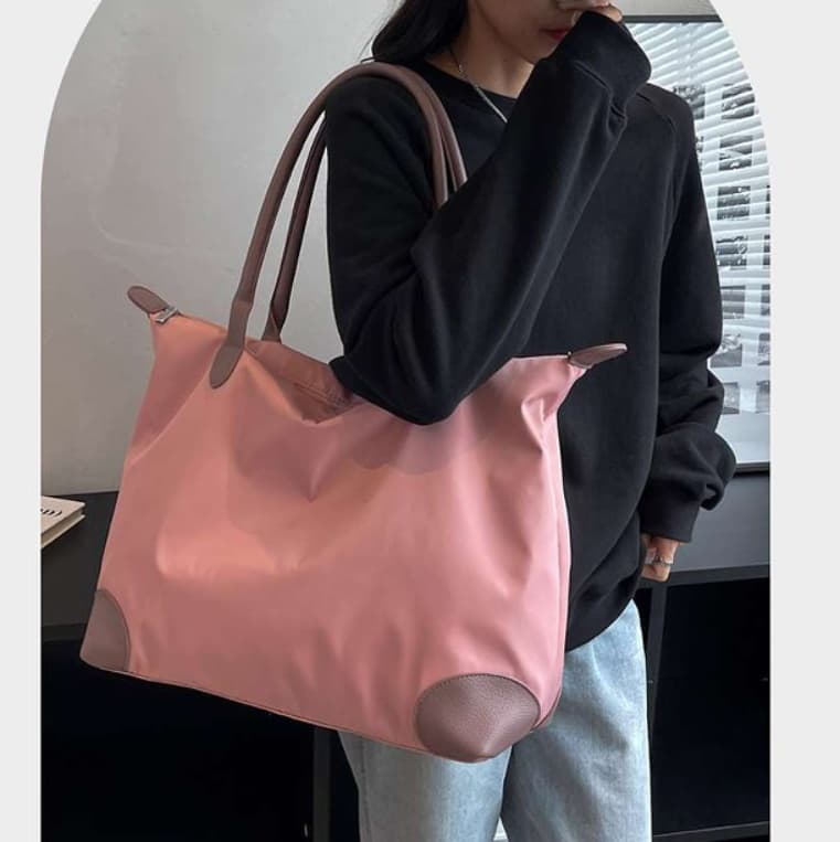 大容量 軽量ナイロンボストンバッグ 20L 30L