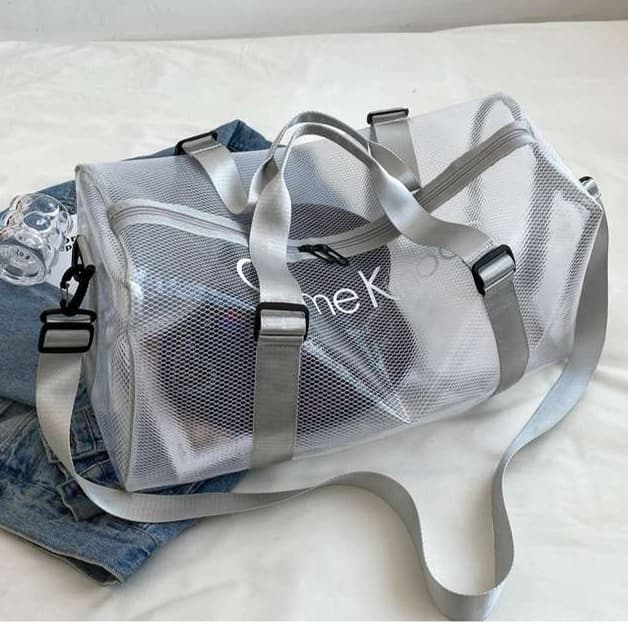 メッシュ素材 軽量 スポーティボストンバッグ 20L
