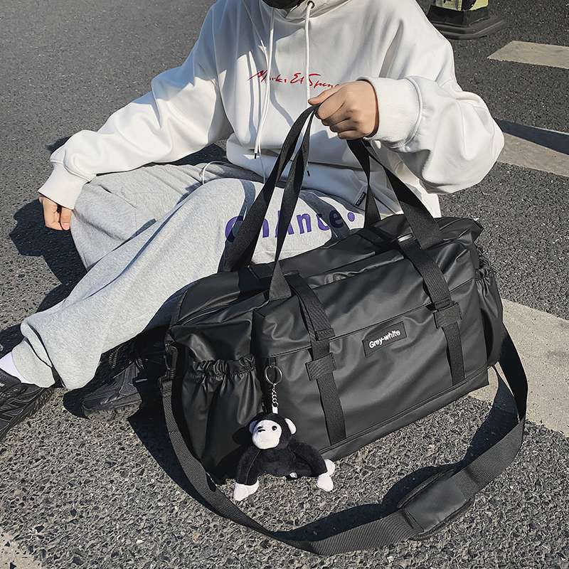スタイリッシュ大容量ボストンバッグ 30L