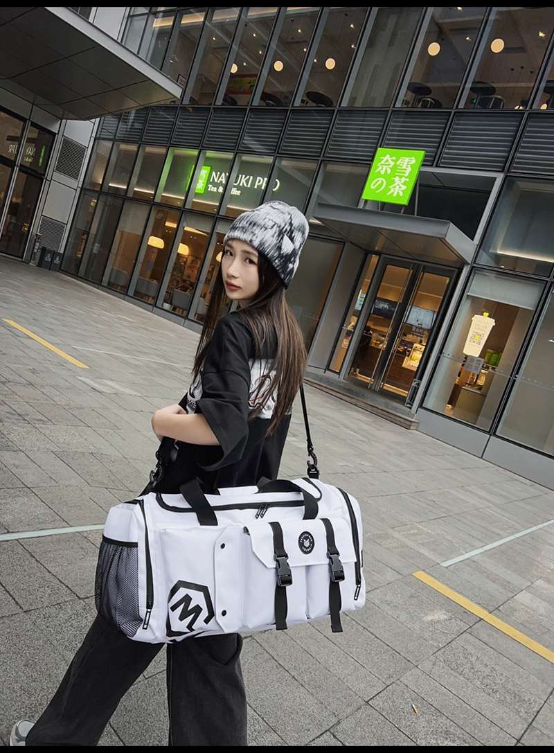 多機能ポケット付き大容量ボストンバッグ 40L