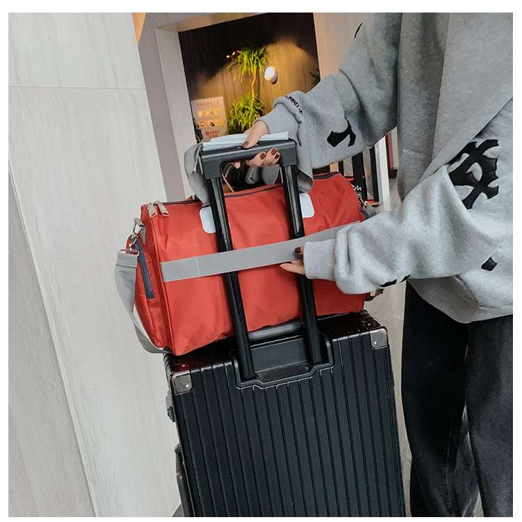 多機能スポーツボストンバッグ 20L 30L