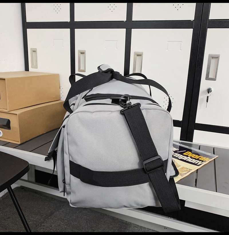 多機能ポケット付き大容量ボストンバッグ 40L