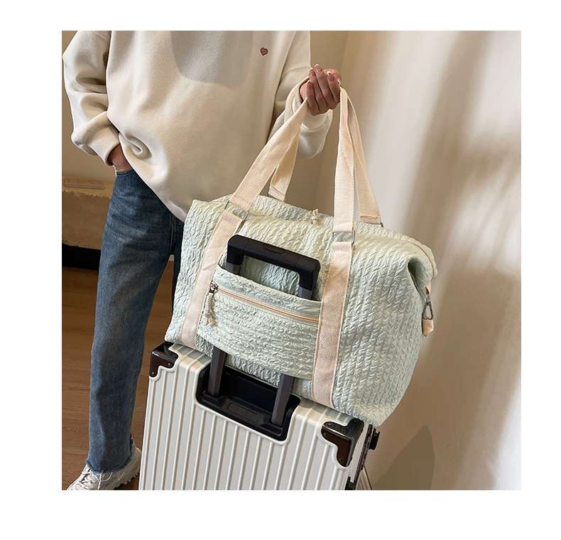 ボストンバッグ ふわふわ キルティング 旅行バッグ