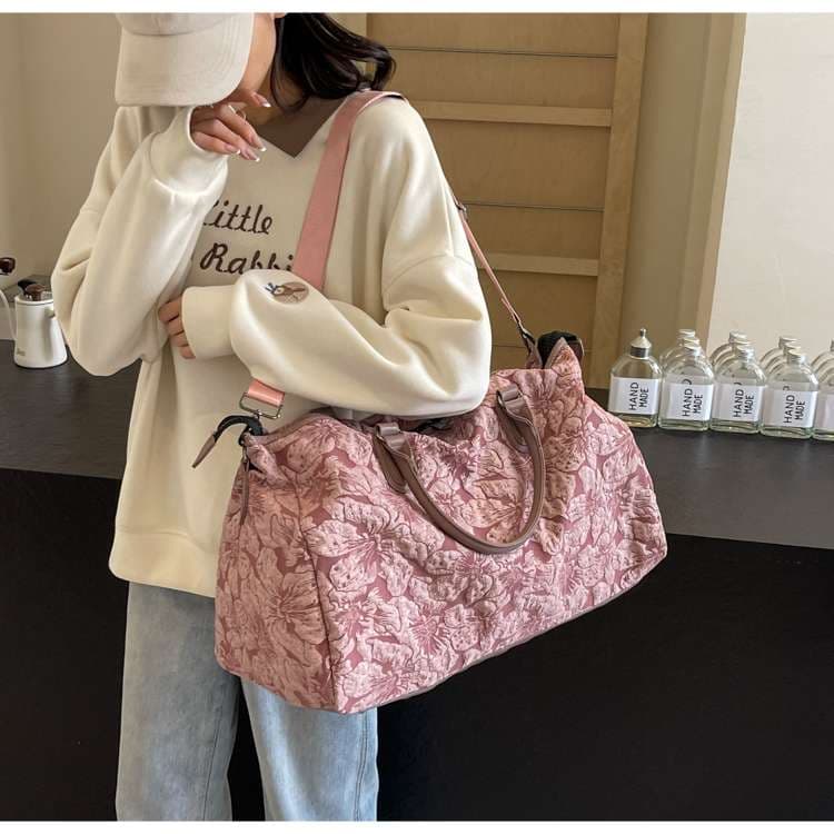 花柄エンボス加工ボストンバッグ 2色展開（ピンク/ブラック）