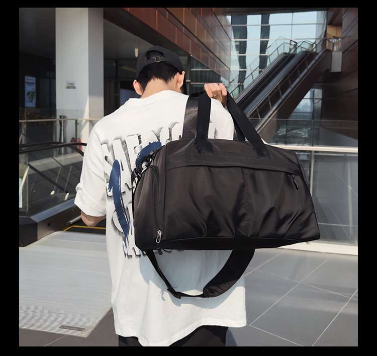 大容量スポーティボストンバッグ 25L