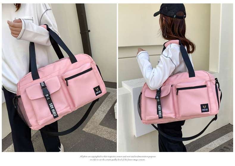 多機能ポケット付き旅行用ボストンバッグ 30L