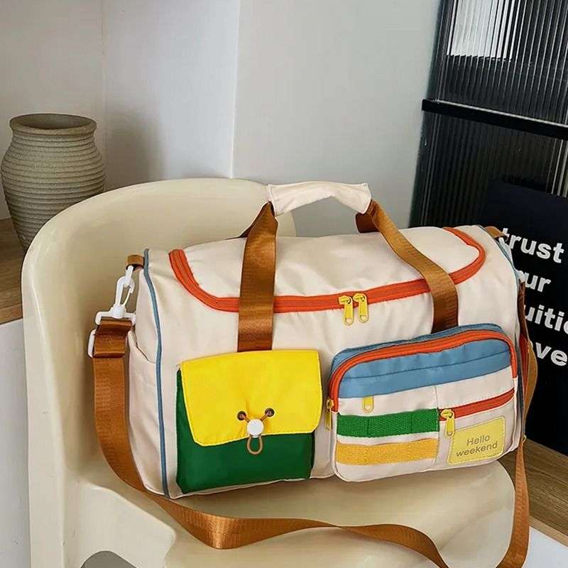 マルチポケット付き軽量ボストンバッグ 25L