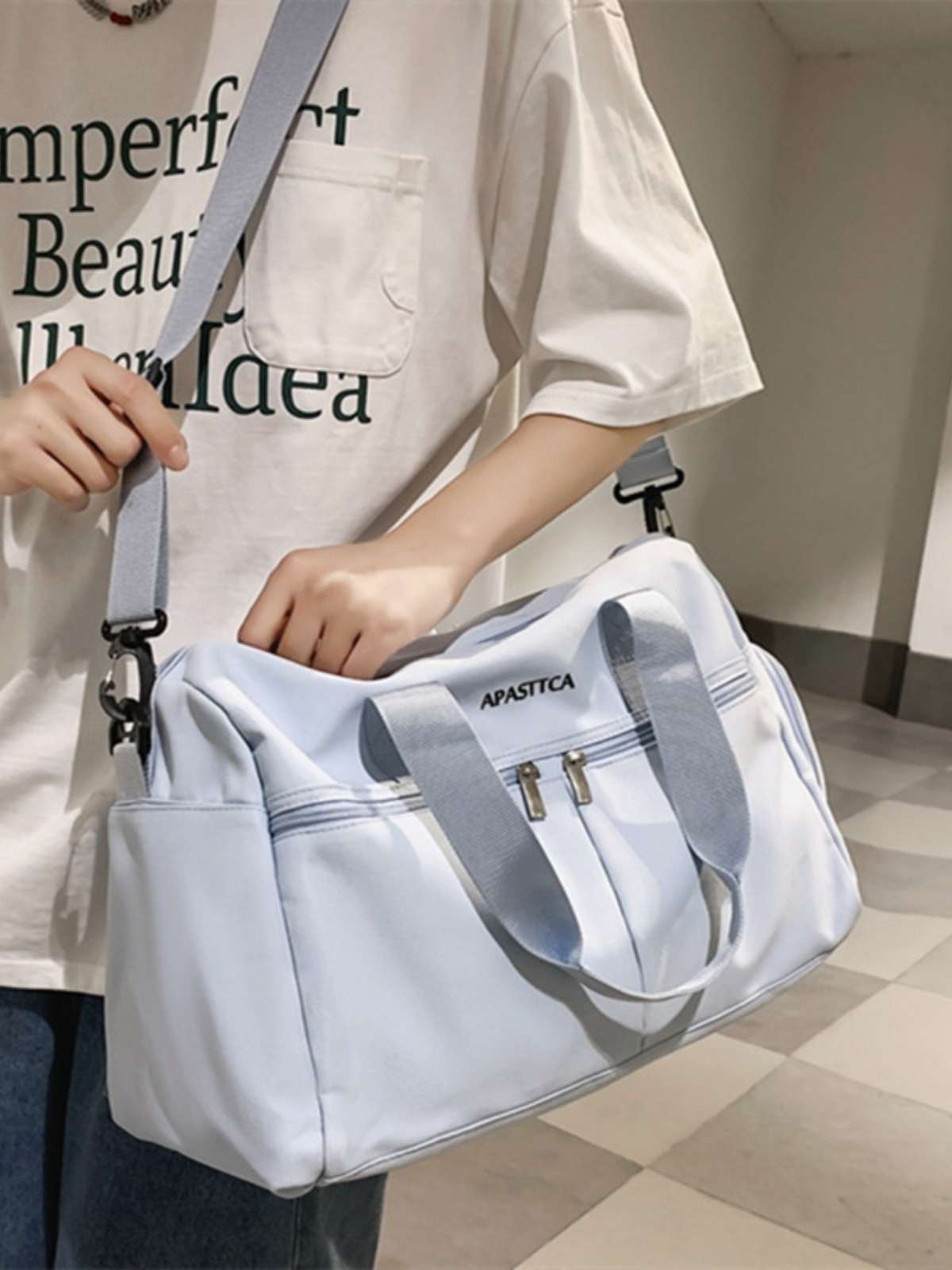スポーティボストンバッグ パステルカラーの4色展開 25L