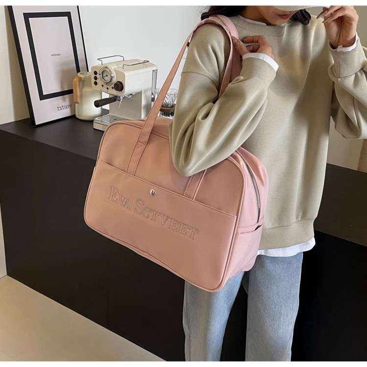 ボストンバッグ シンプルデザイン 20L
