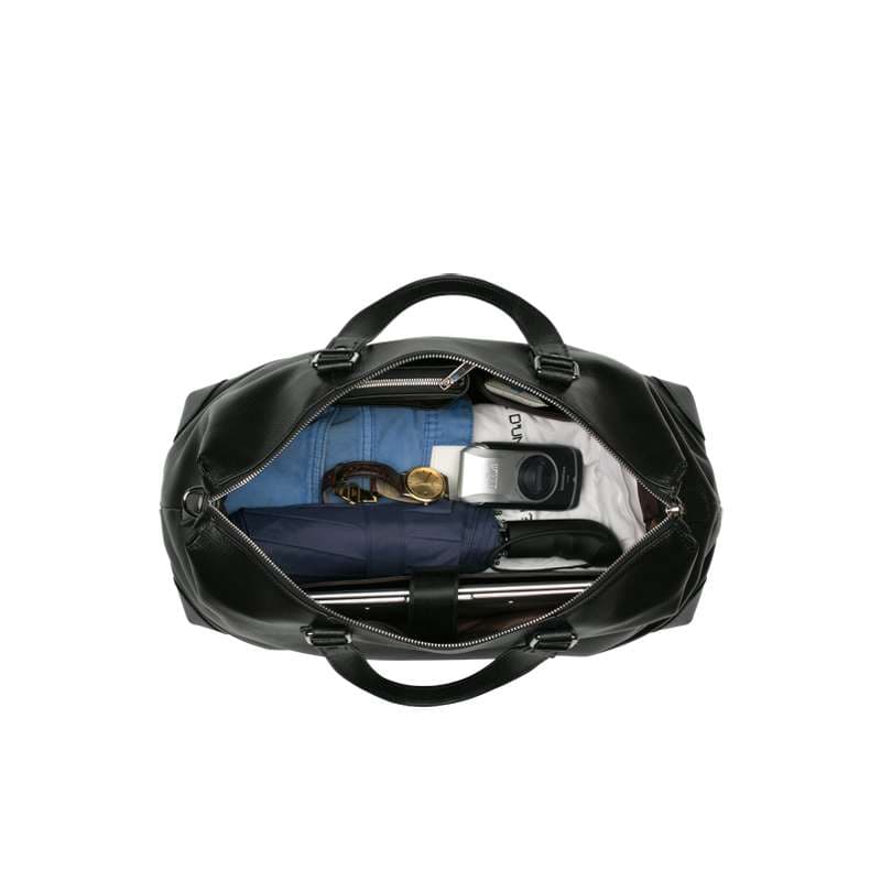 上質レザー仕様の大容量ボストンバッグ