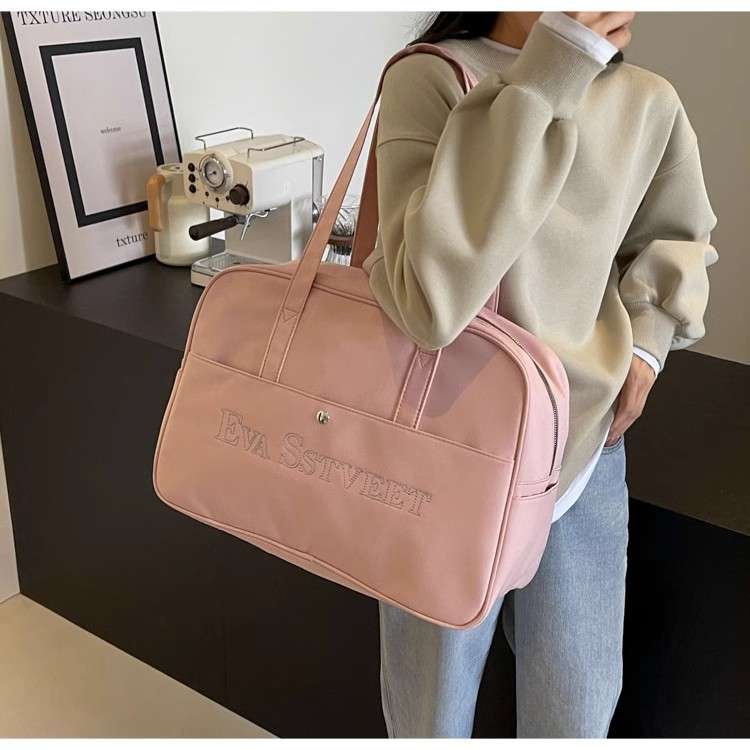 ボストンバッグ シンプルデザイン 20L