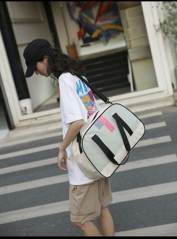 スポーティーカジュアルボストンバッグ 15L 20L