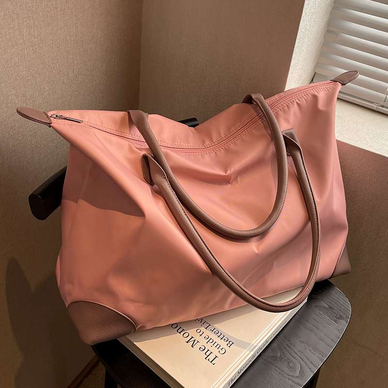 大容量 軽量ナイロンボストンバッグ 20L 30L