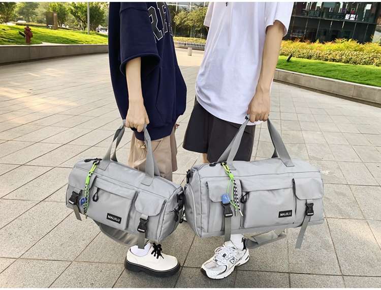 多機能ポケット付き大容量ボストンバッグ 15L 35L