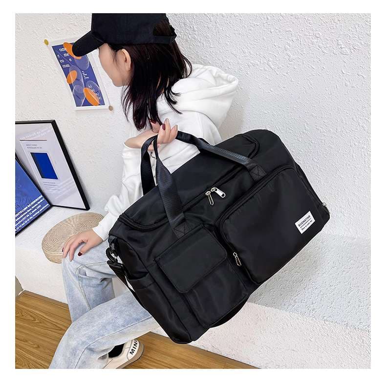 マルチポケット付き大容量ボストンバッグ 25L