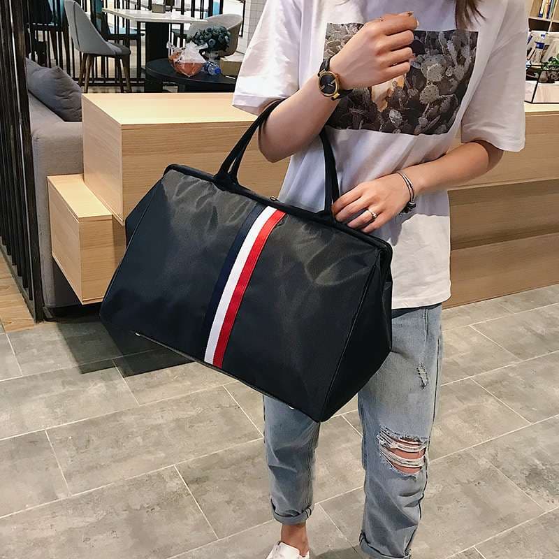 スタイリッシュ ストライプ ボストンバッグ 25L 35L