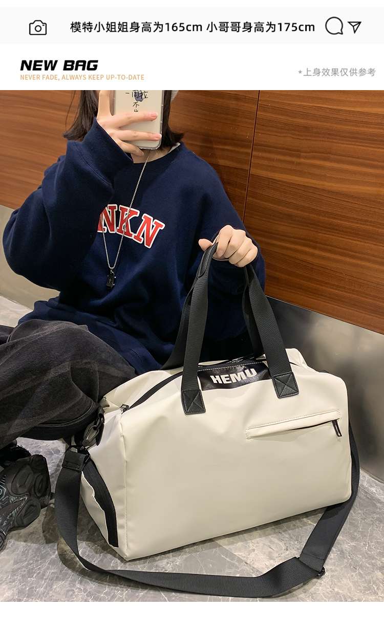 スタイリッシュ スポーツボストンバッグ 20L