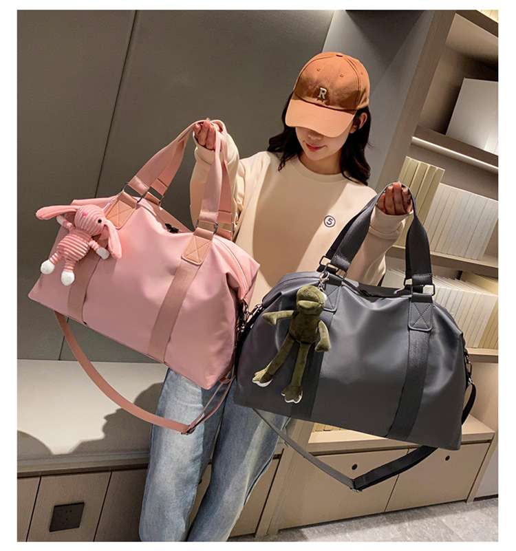 ボストンバッグ ふわもこウサギのお出かけバッグ