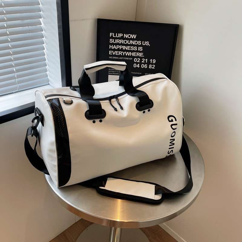 スタイリッシュ スポーツ ボストンバッグ 25L