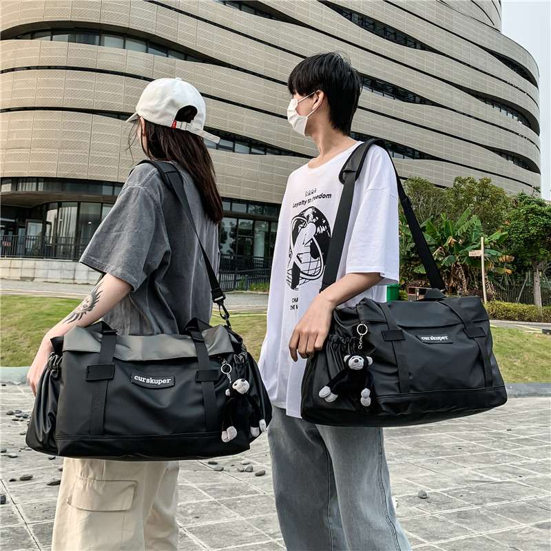 軽量防水ボストンバッグ キャラチャーム付き 30L
