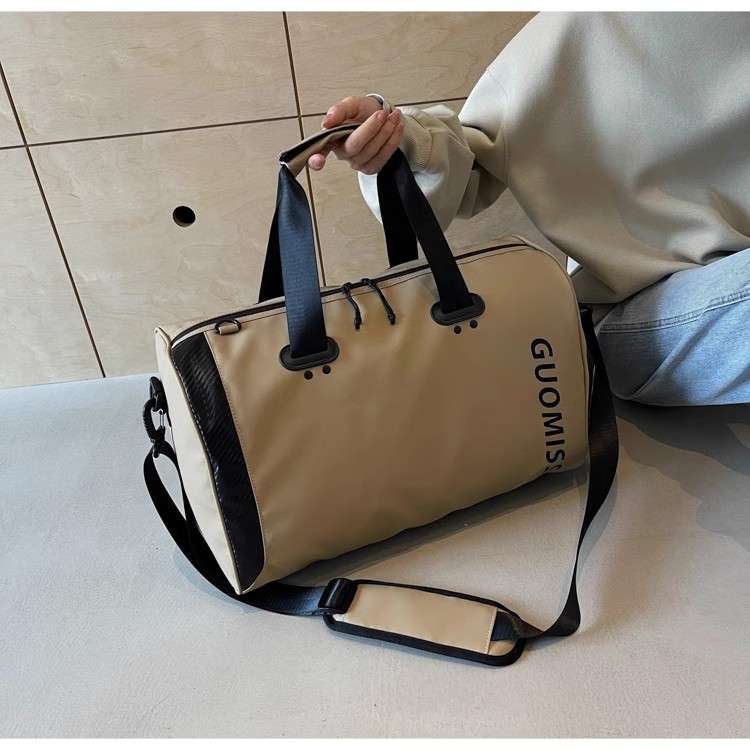 スタイリッシュ スポーツ ボストンバッグ 25L
