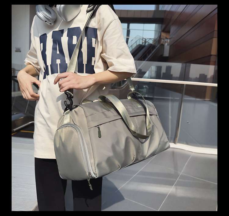 大容量スポーティボストンバッグ 25L