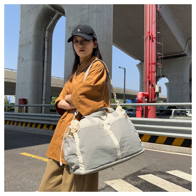 ボストンバッグ 軽量バイカラーボストン 拡張可能 5色展開