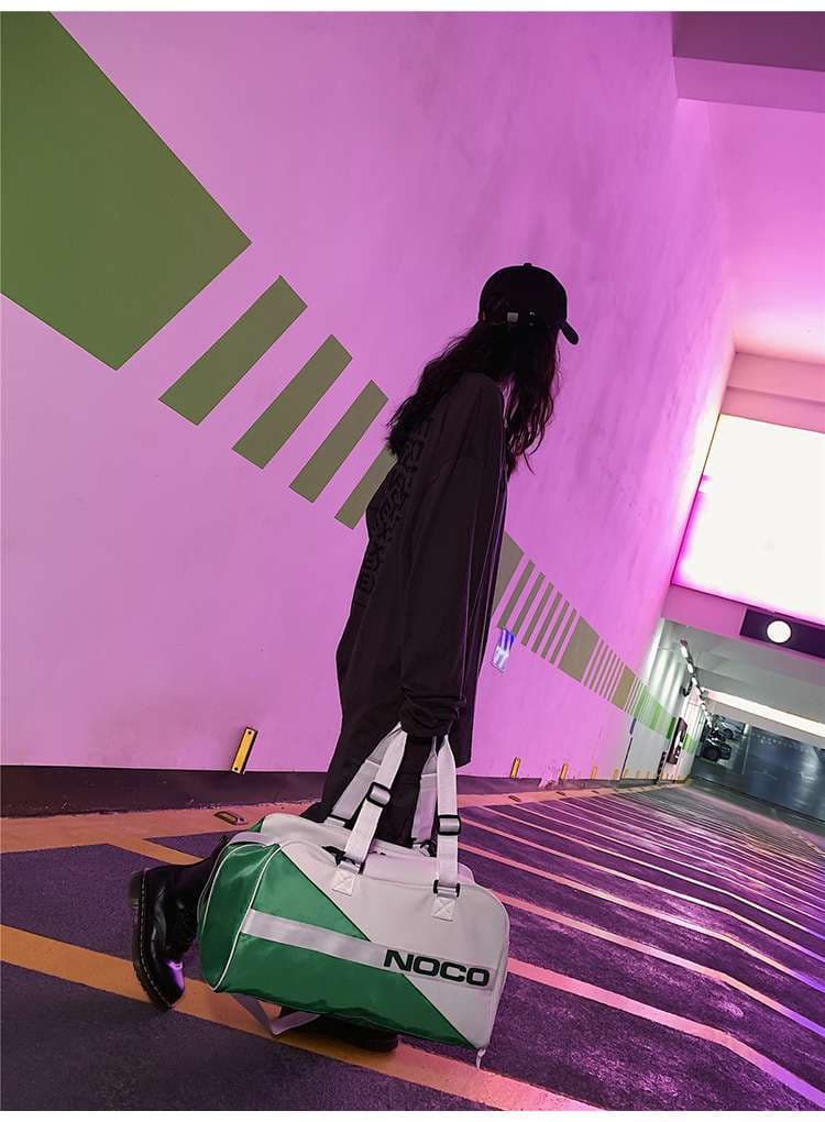 スタイリッシュ ボストンバッグ 35L 旅行用