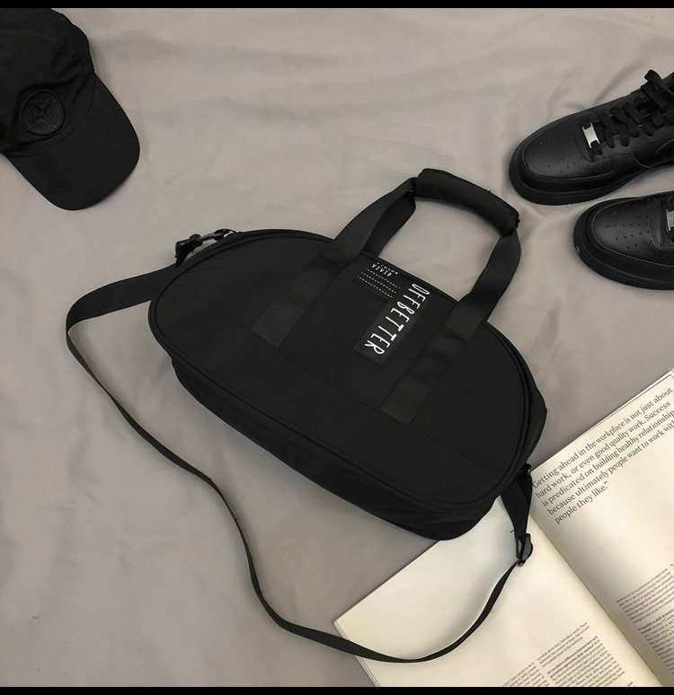 スポーティーカジュアルボストンバッグ 15L 20L