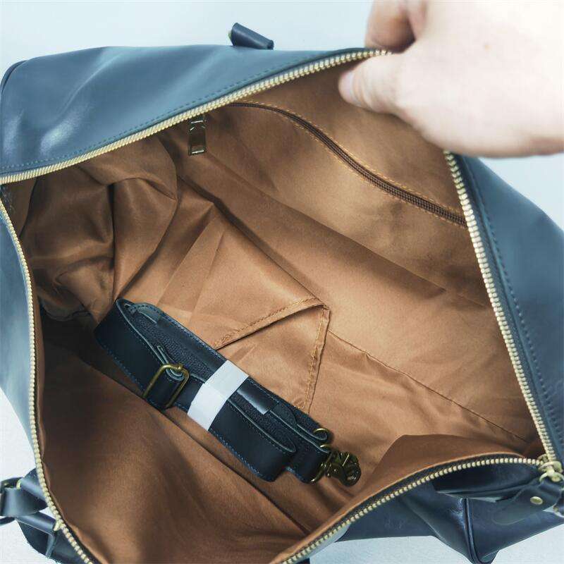 クラシック風合いレザーボストンバッグ