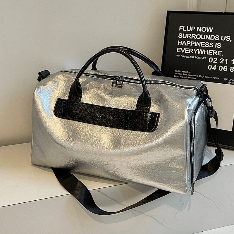 多機能 軽量 スポーティボストンバッグ 20L