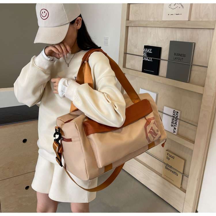 多機能ロゴ入り旅行用ボストンバッグ 20L