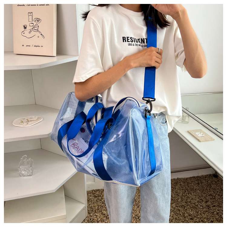 メッシュ素材 軽量 スポーティボストンバッグ 20L