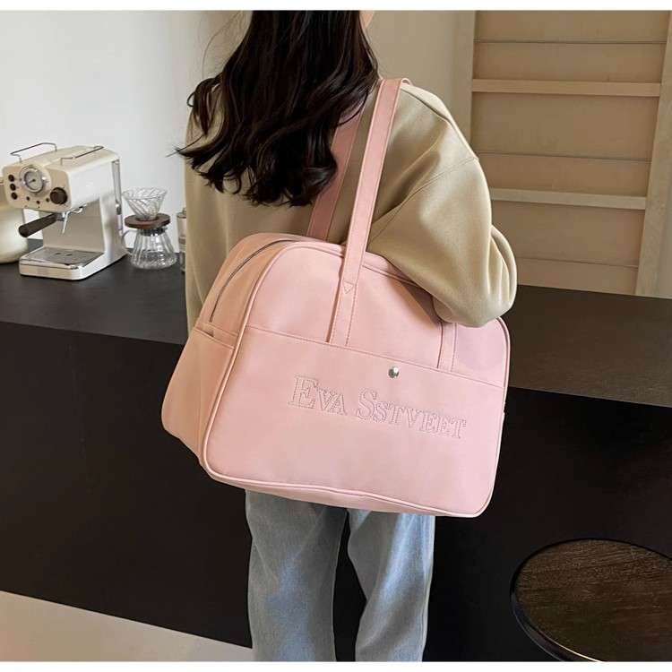 ボストンバッグ シンプルデザイン 20L