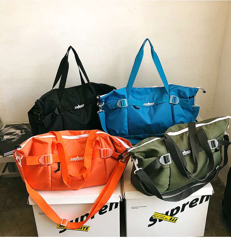 大容量スポーティボストンバッグ 25L 旅行用