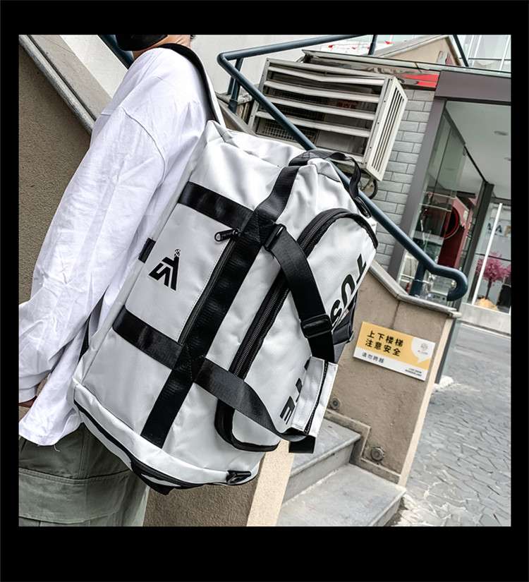 大容量スポーツ ボストンバッグ リュックにもなる2WAY 70L