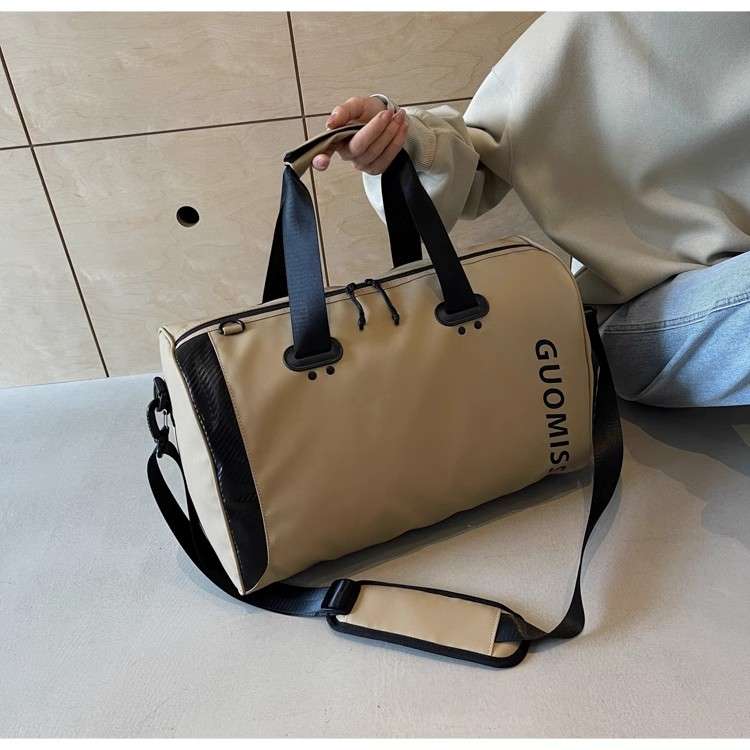 スタイリッシュ スポーツ ボストンバッグ 25L