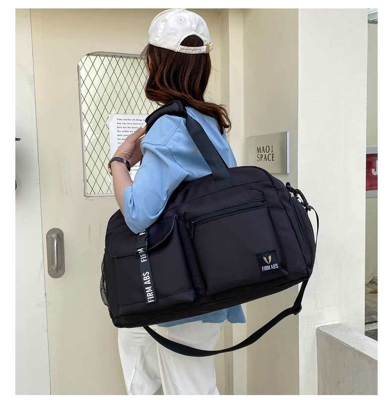 多機能ポケット付き旅行用ボストンバッグ 30L