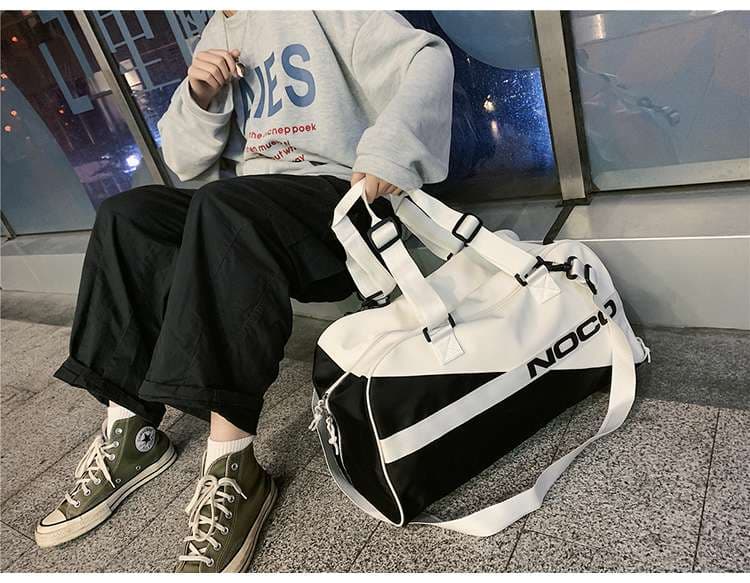 スタイリッシュ ボストンバッグ 35L 旅行用
