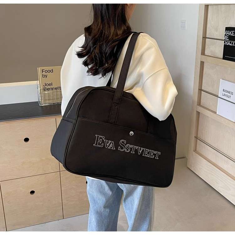 ボストンバッグ シンプルデザイン 20L