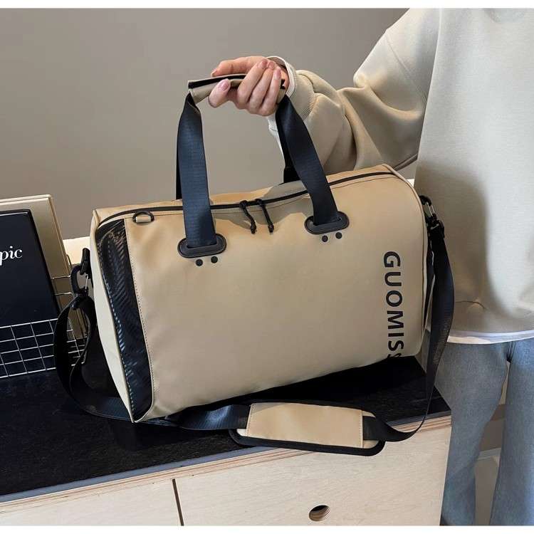 スタイリッシュ スポーツ ボストンバッグ 25L
