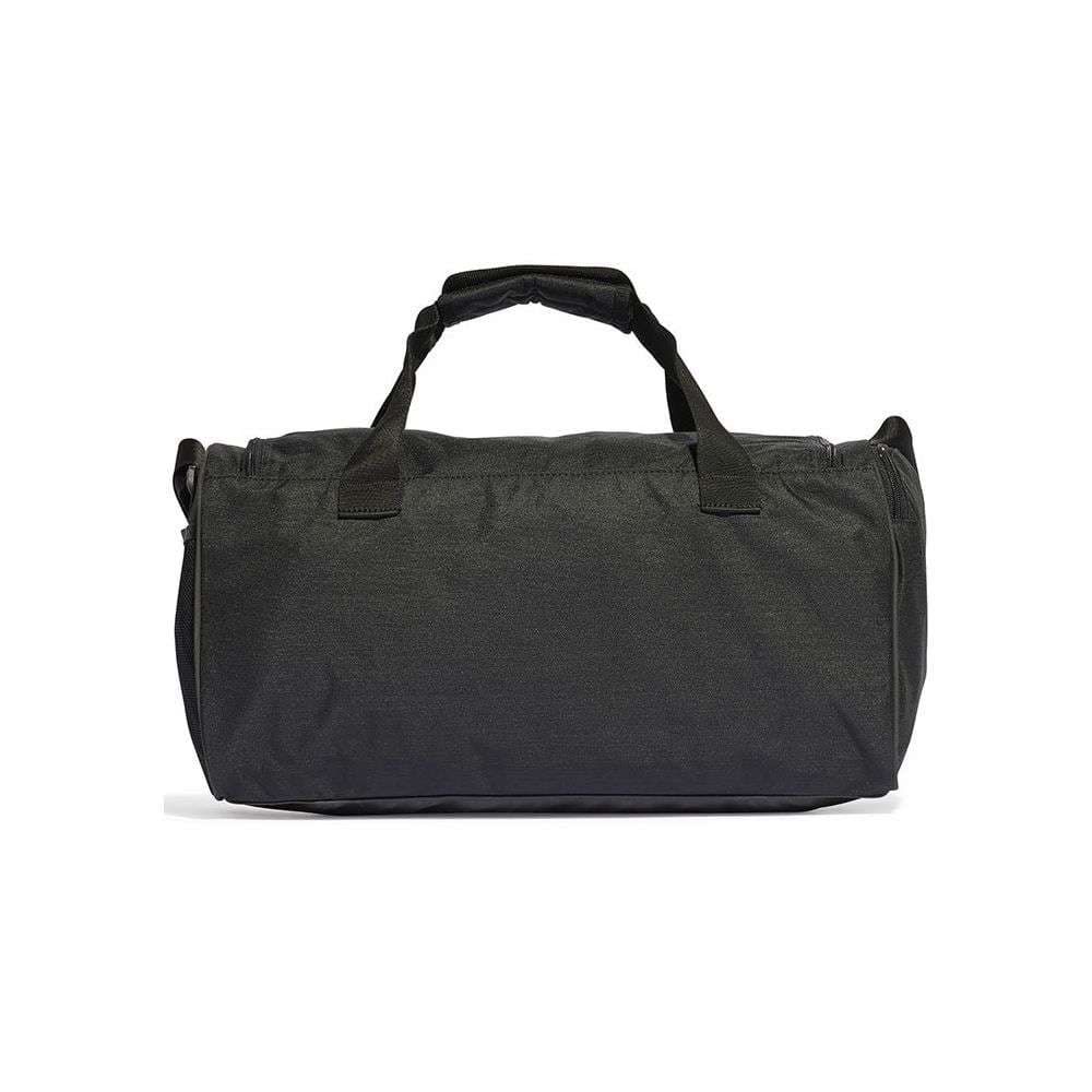 スポーティーな大容量ボストンバッグ