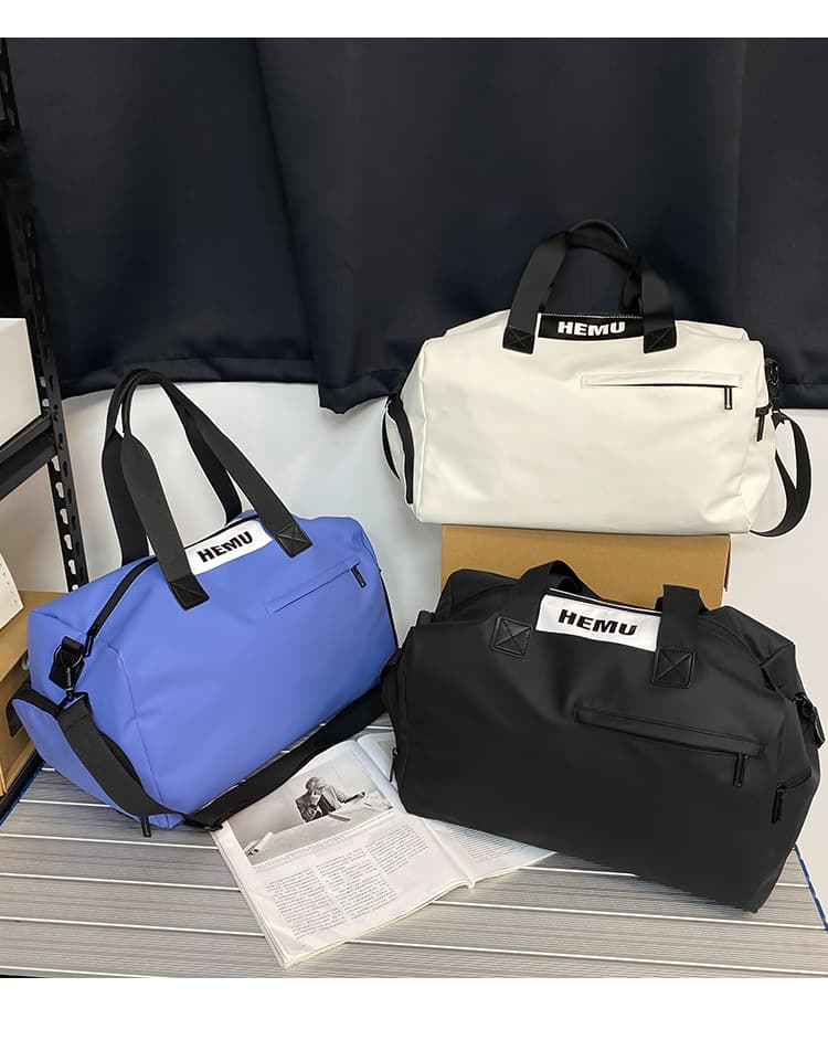スタイリッシュ スポーツボストンバッグ 20L