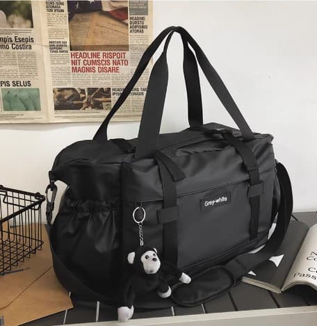 スタイリッシュ大容量ボストンバッグ 30L