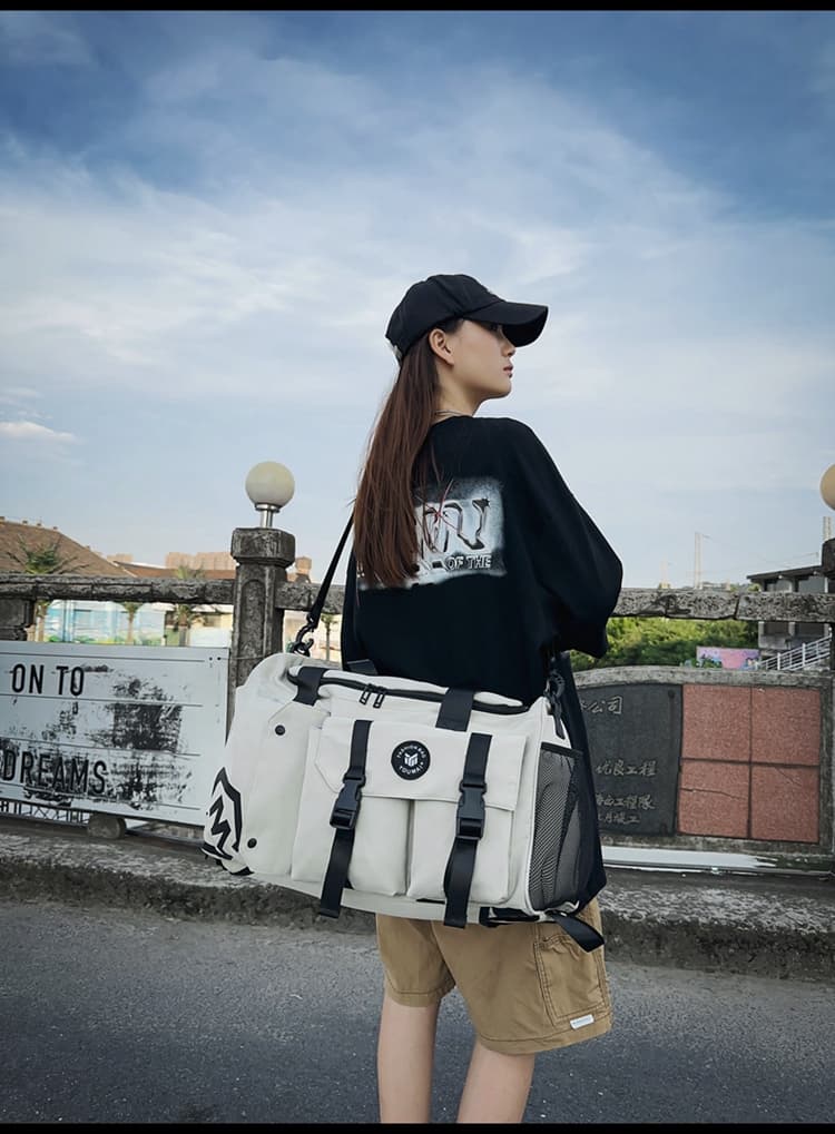 ボストンバッグ 多機能ポケット付き旅行バッグ 40L